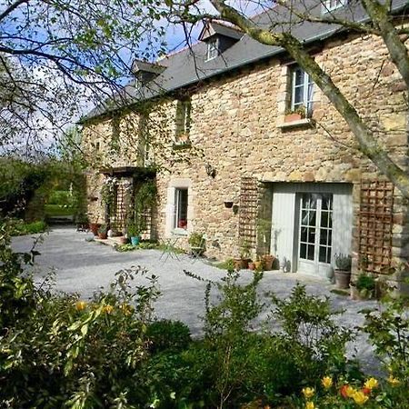 Le Domaine De L'Arche Bed and Breakfast Plouasne Exteriör bild