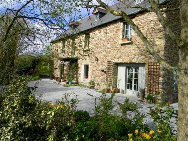 Le Domaine De L'Arche Bed and Breakfast Plouasne Exteriör bild